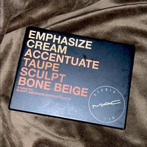 MAC Studio Fix Sculpt & Shape Contour Palette